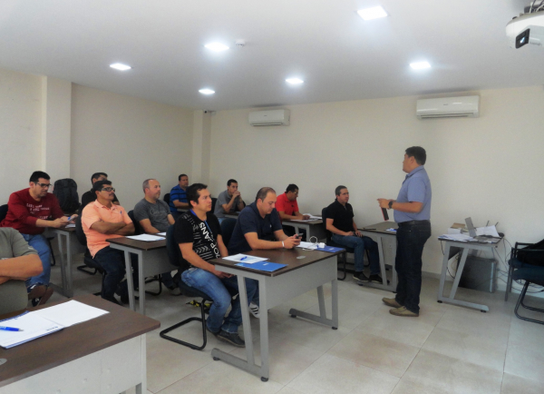 MANEJAR UN 4X4 TIENE SUS DETALLES, UN CURSO LOS ENSEÑA