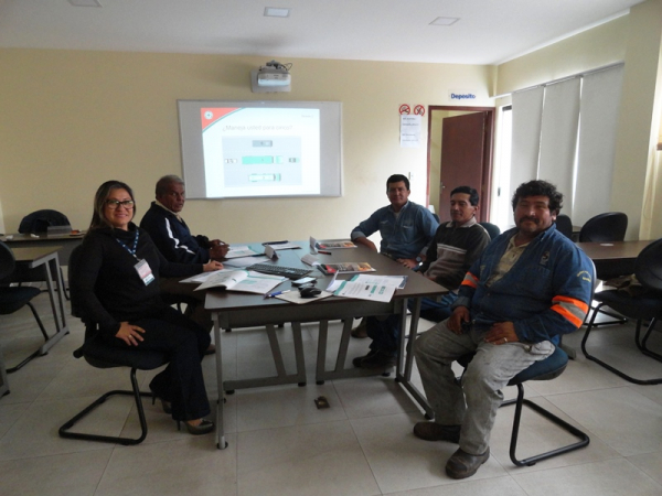 Manejo defensivo para operadores de camiones