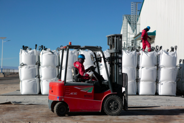 Durante el primer semestre, YLB genera ingresos de Bs 74,2 millones por la venta de productos del salar
