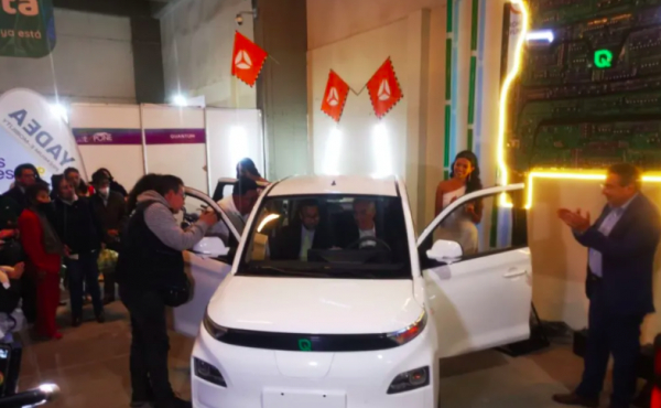 Quantum la empresa líder en electromovilidad En Bolivia, presentó su nuevo coche Nexus de 5 puertas