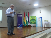 UNIVERSITARIOS RECIBEN AMPLIO CONOCIMIENTO EN TRES JORNADAS DE SIMPOSIO PETROLERO