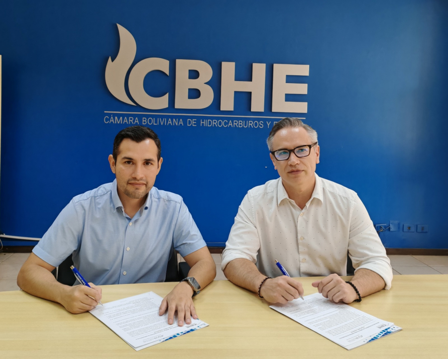CBHE y Aqualitos suscriben convenio para impulsar la cooperación y el desarrollo de proyectos sostenibles en el sector energético
