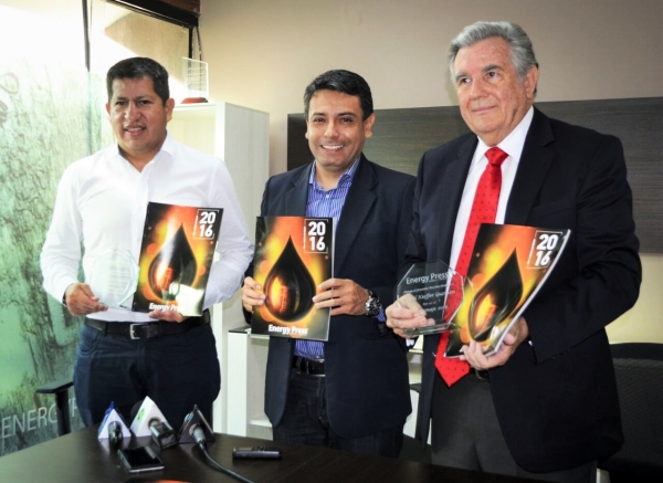 Ministro Luis Sánchez es distinguido como Personaje 2016 por la revista Energy Press